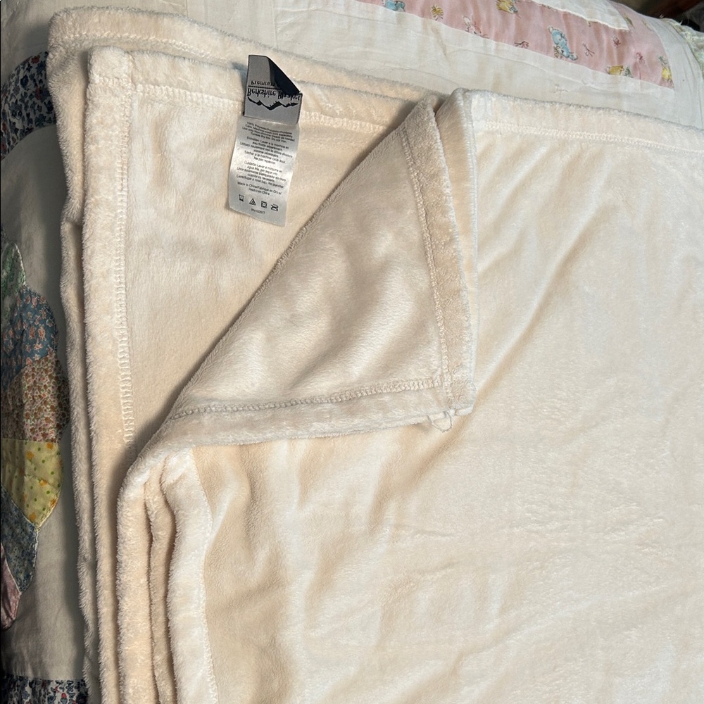 Berkshire Cream Plush Blanket